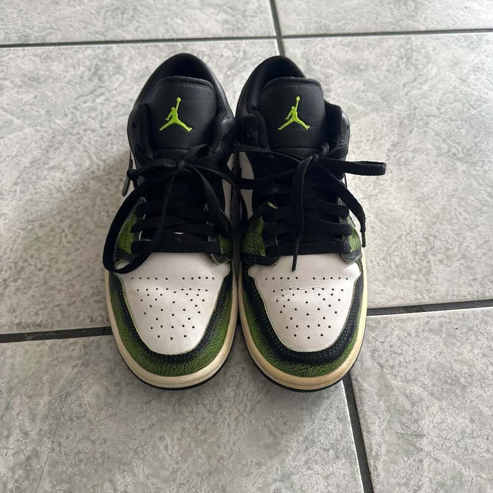 Nike Air Jordan 1 Low 'Green Noise' Size 7